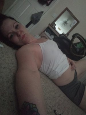 Astou adult dating in Pittsburg CA